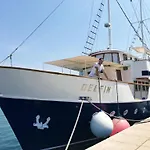 Vedrana 3 Taverna By Interhome *