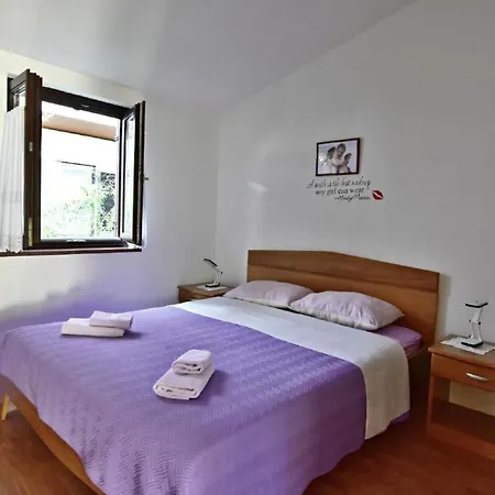 Vedrana 3 Taverna By Interhome Umag