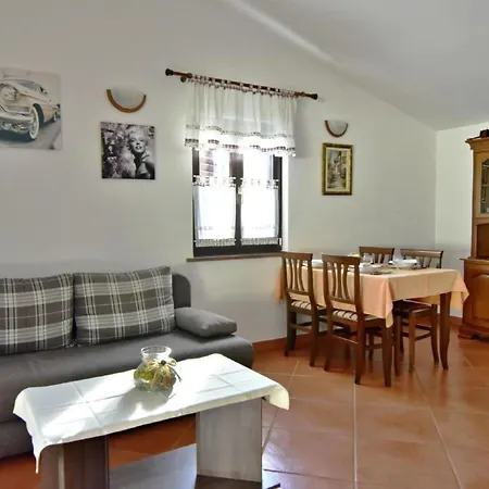 Vedrana 3 Taverna By Interhome Lejlighed Umag
