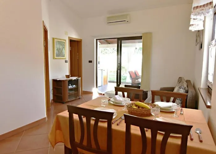 Vedrana 3 Taverna By Interhome * Umag