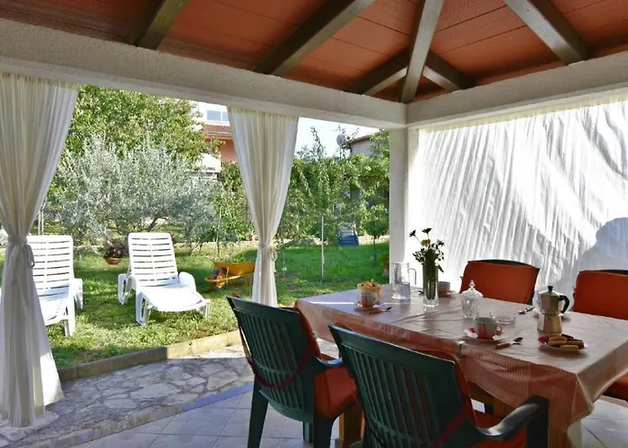 Vedrana 3 Taverna By Interhome * Umag