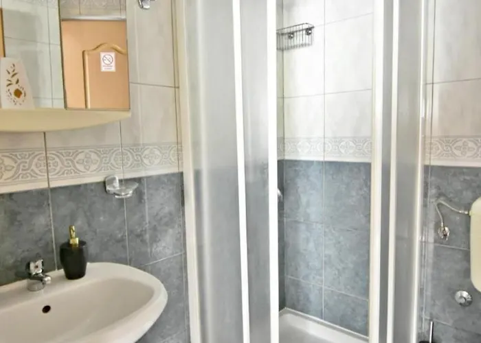 Lejlighed Vedrana 3 Taverna By Interhome